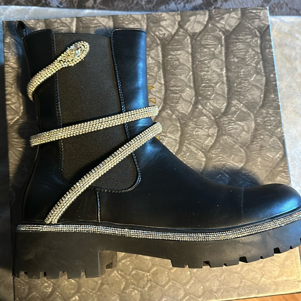 The AZALEA WANG Vienna Diamond Snake Flatform Bootie In Black
